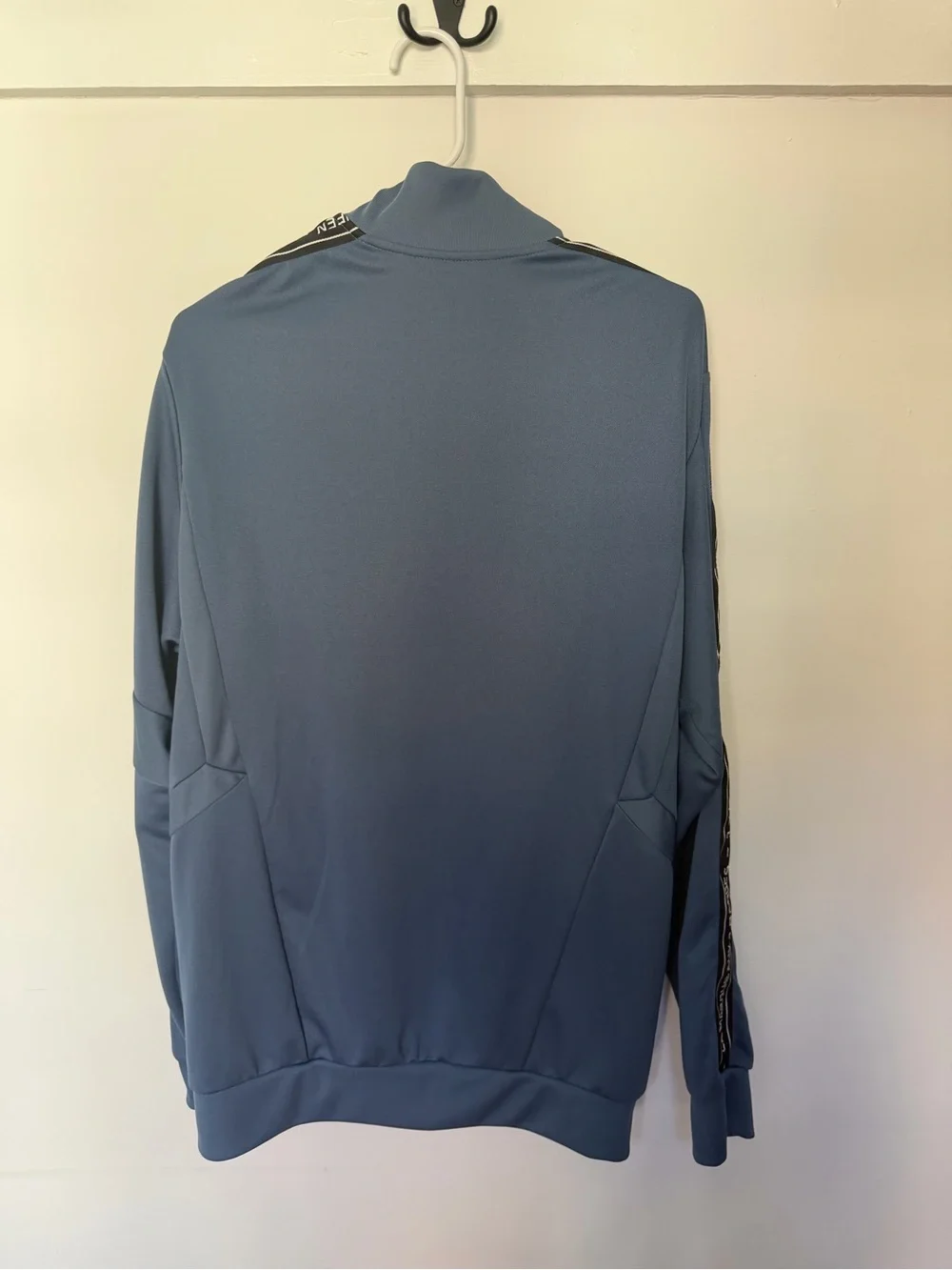 adidas side movement front