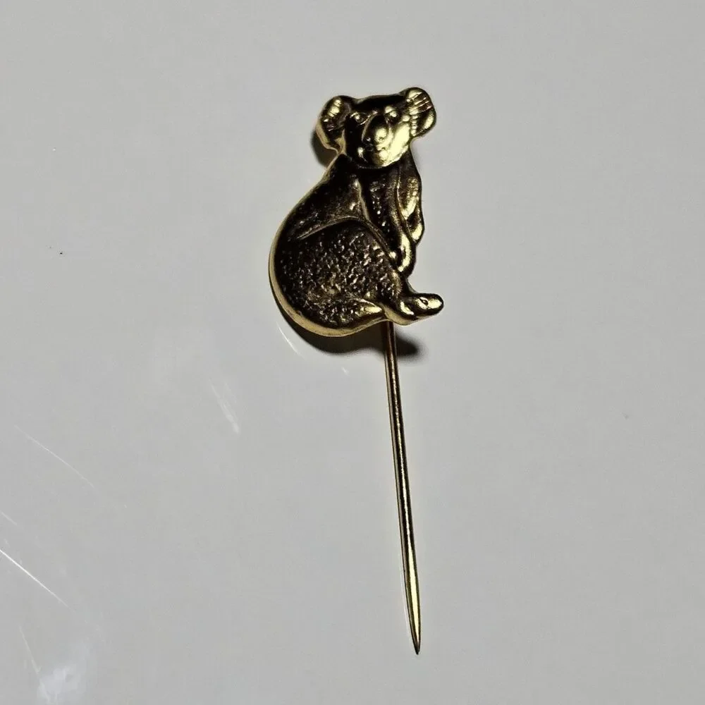 Vtg 1970's Stamped Swann & Hudson Koala Bear Gold Tone Tiny Stick Pin Australia