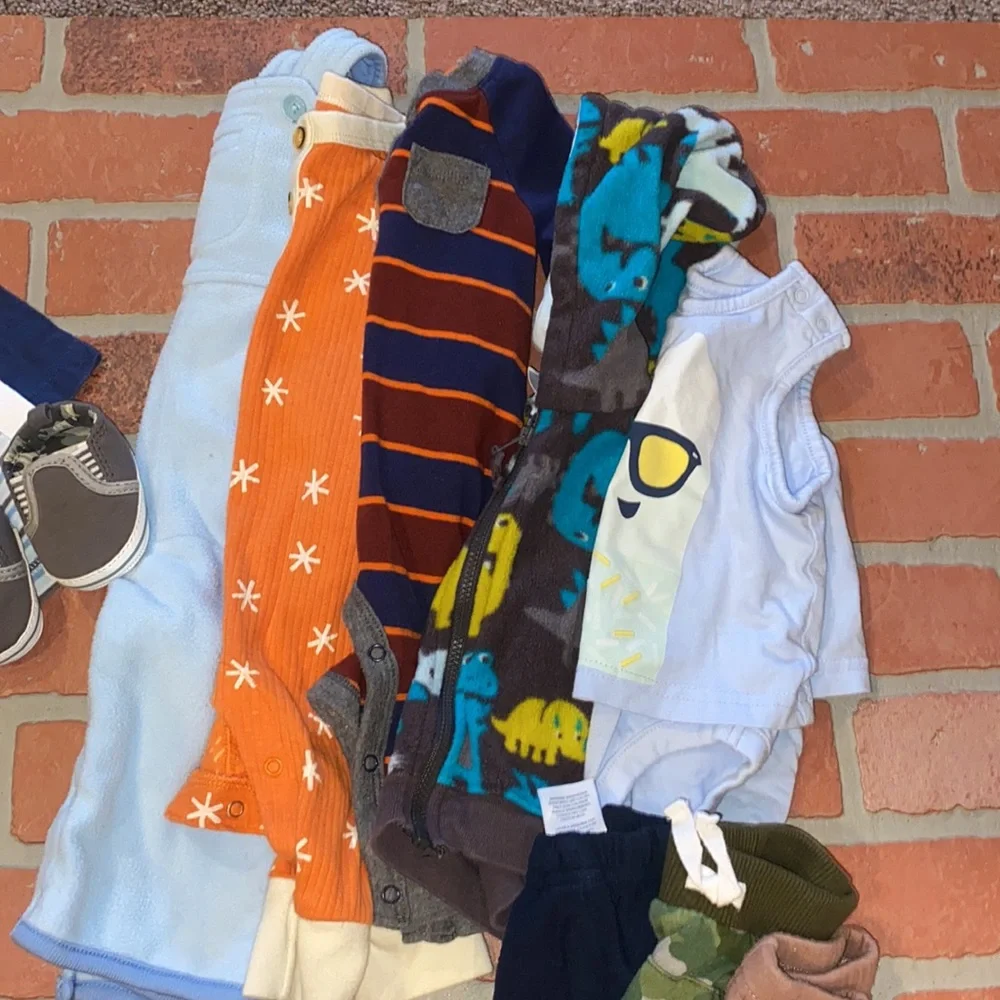Babyboy 0/3m onesie plus more bundle!!