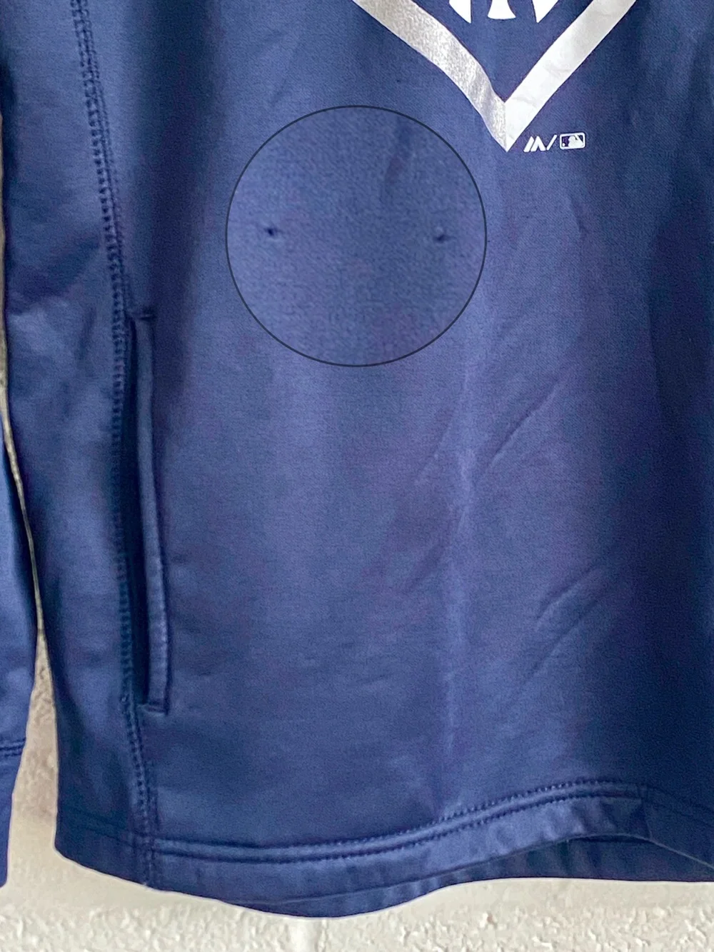 Majestic New York Yankees 2019 Post Season Fleece Pullover Hoodie kids Medium