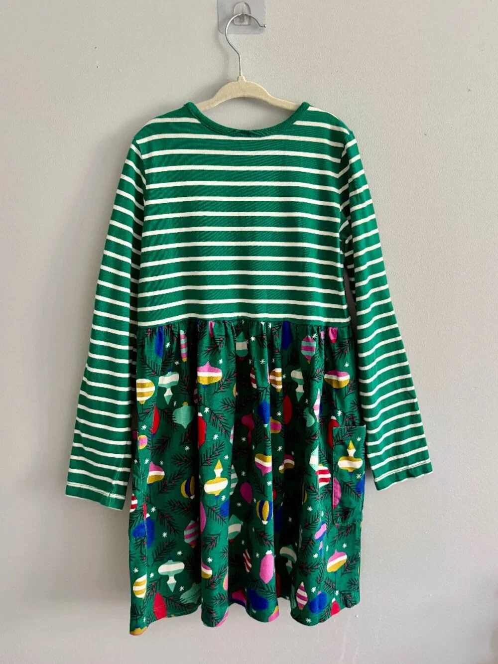 Hanna Andersson Holiday Ornament Pocket Dress Green Striped Size 8