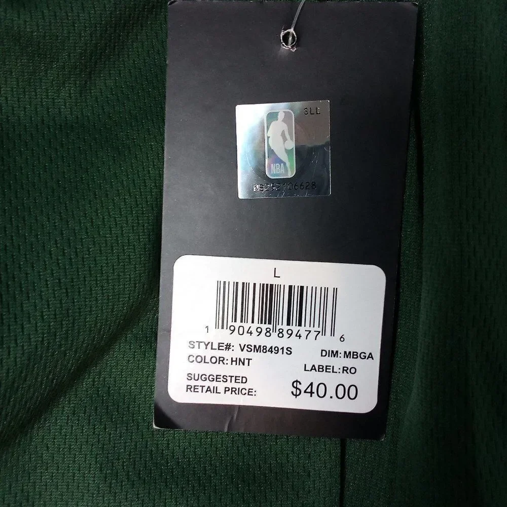 NWT NBA Milwaukee Bucks Giannis Antetekounmpo Athletic Shorts Basketball