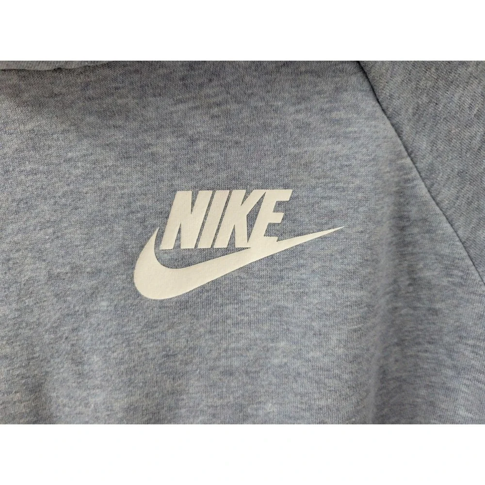 Nike this women