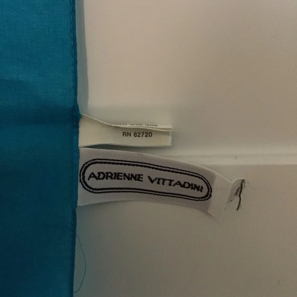 Adrienne Vittadini please see