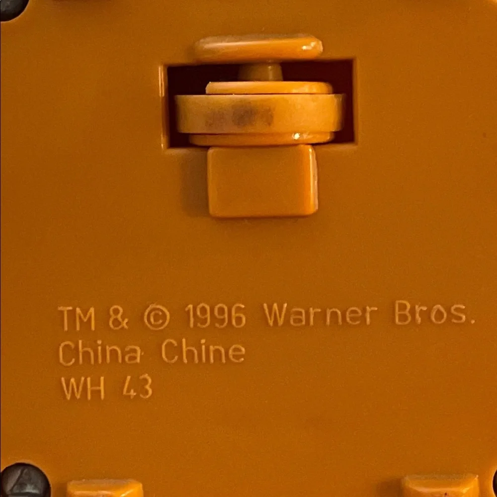 Warner Bros. vintage interlocking