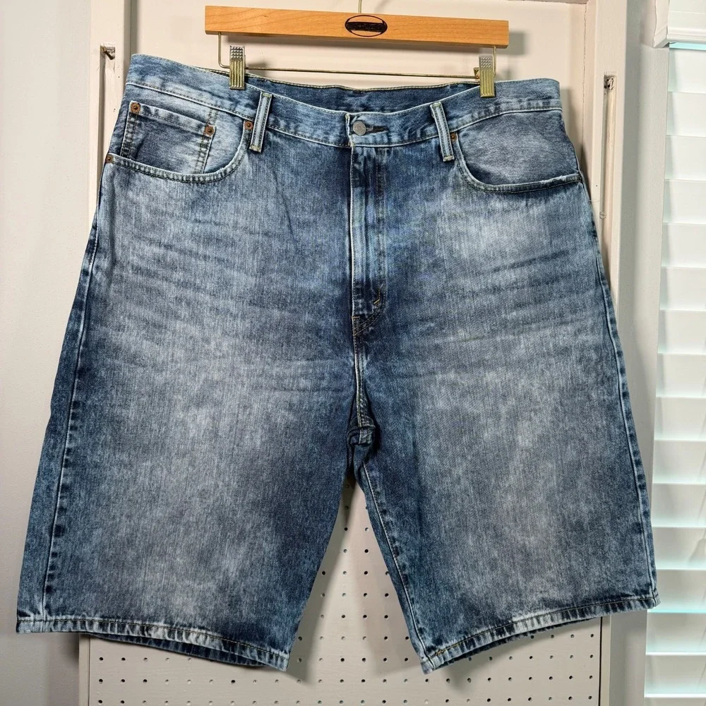Levi's 569 Straight Shorts Men's Blue Denim Pockets Acid Wash Zip Fly - 38