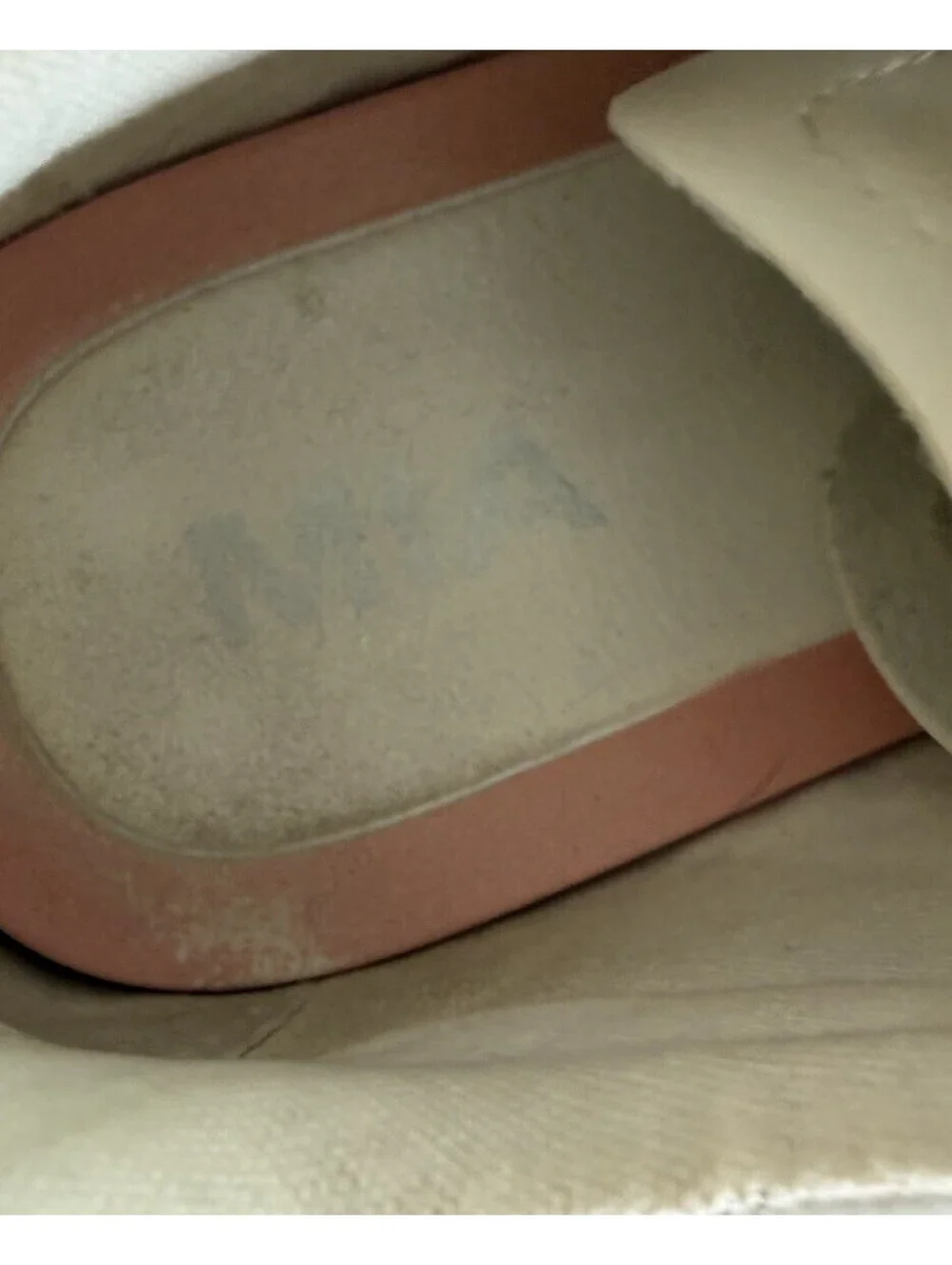 Mia Sneaker Women’s Size 7 Cream Tan Suede