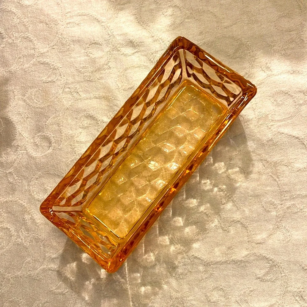 N/A elegant butter