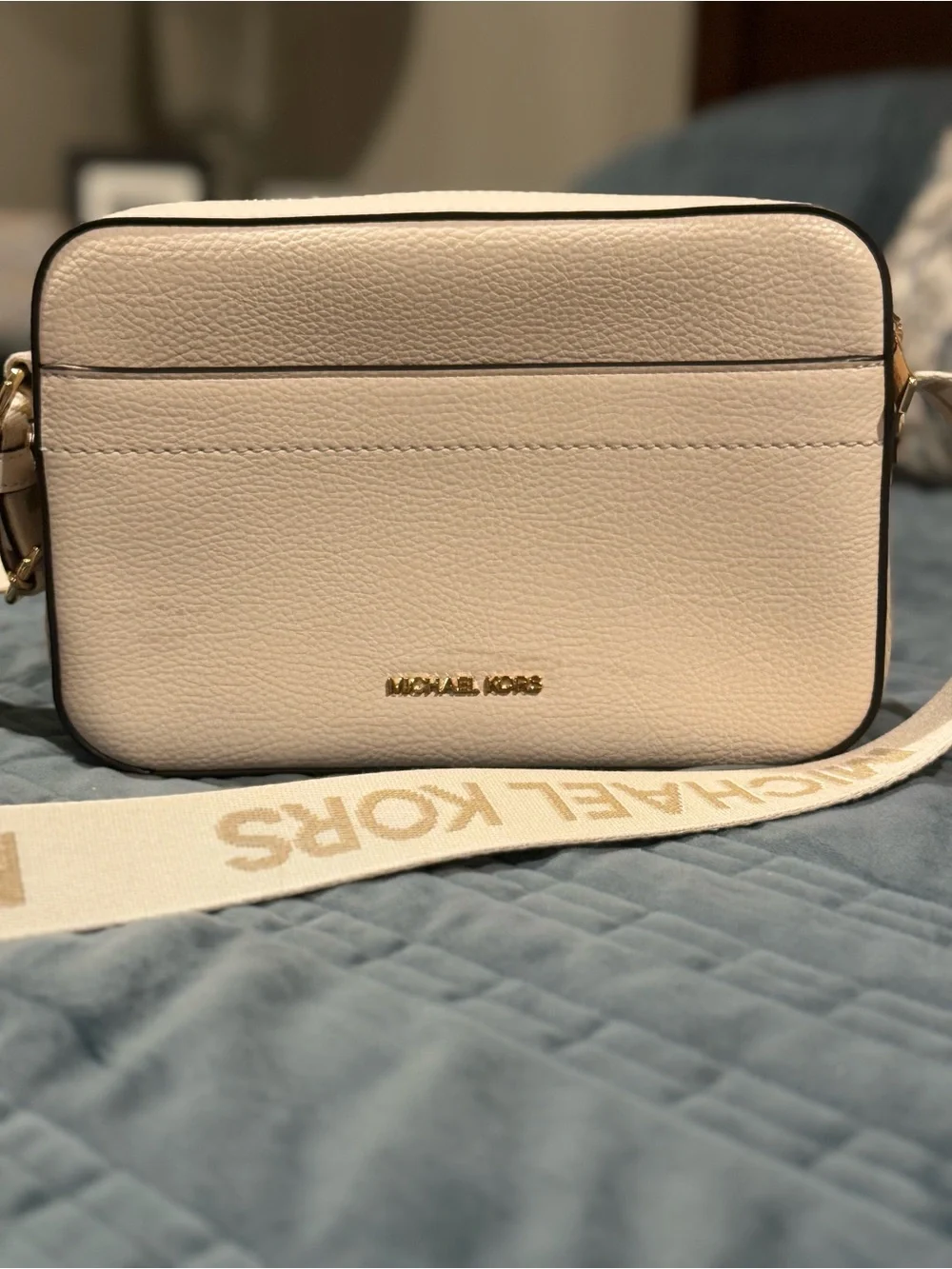 Michael Kors Jet Set Cream Crossbody Camera Bag