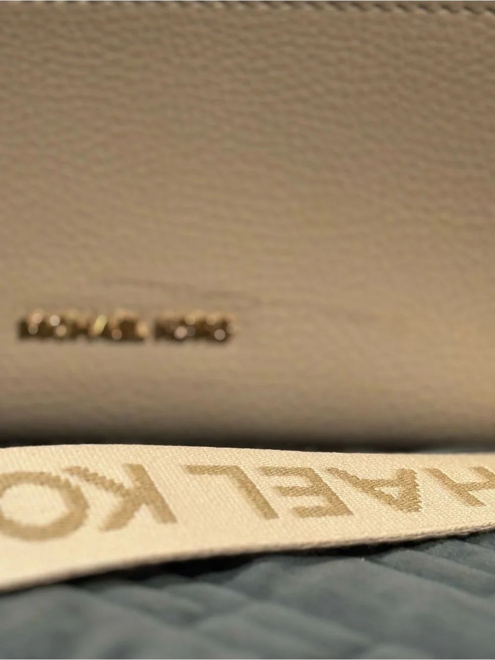 Michael Kors Jet Set Cream Crossbody Camera Bag