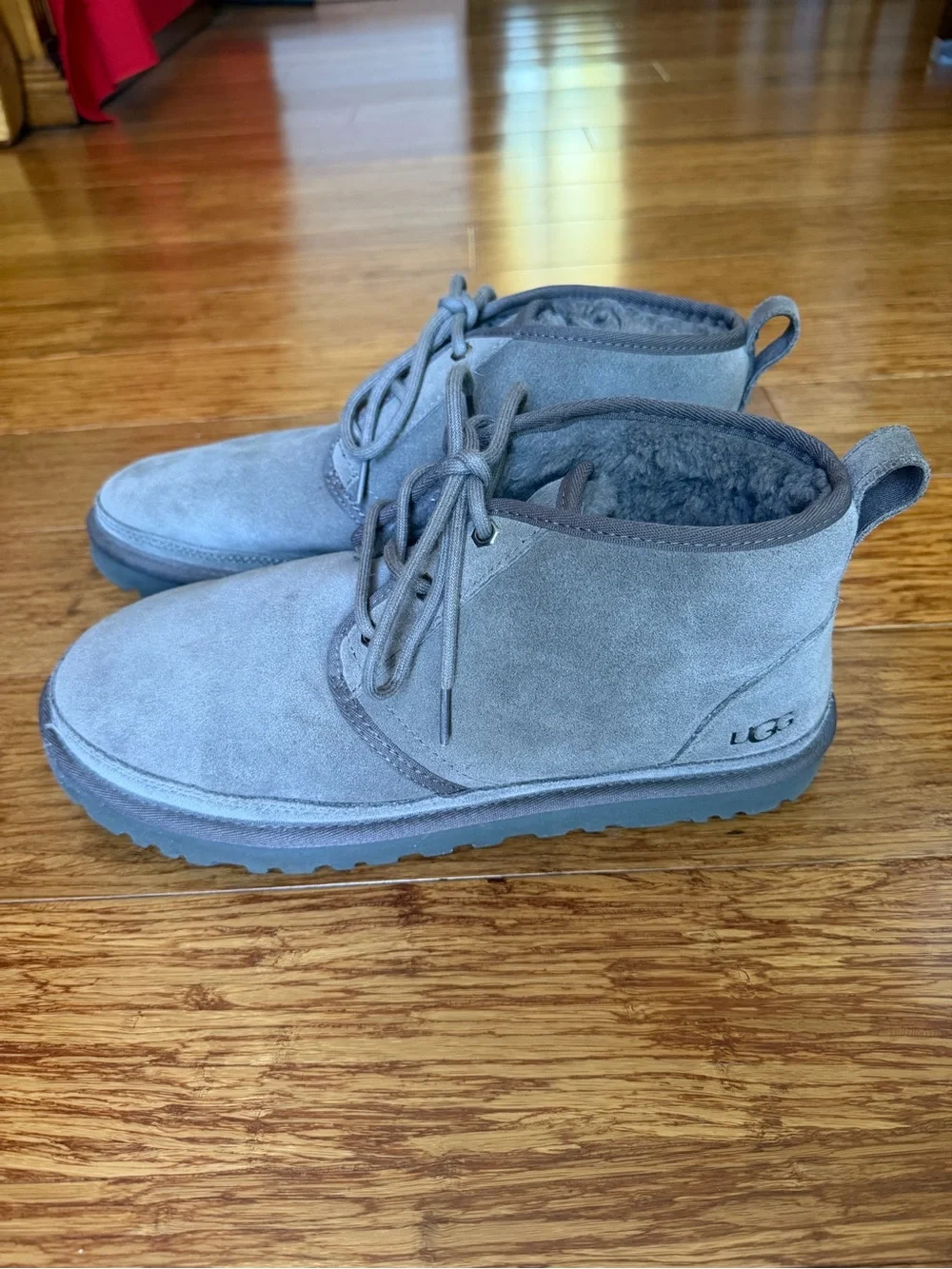 UGG tab easy neutral