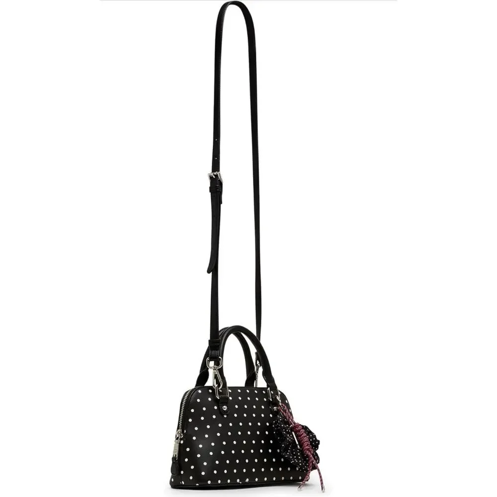 Steve Madden positive cheerful compact