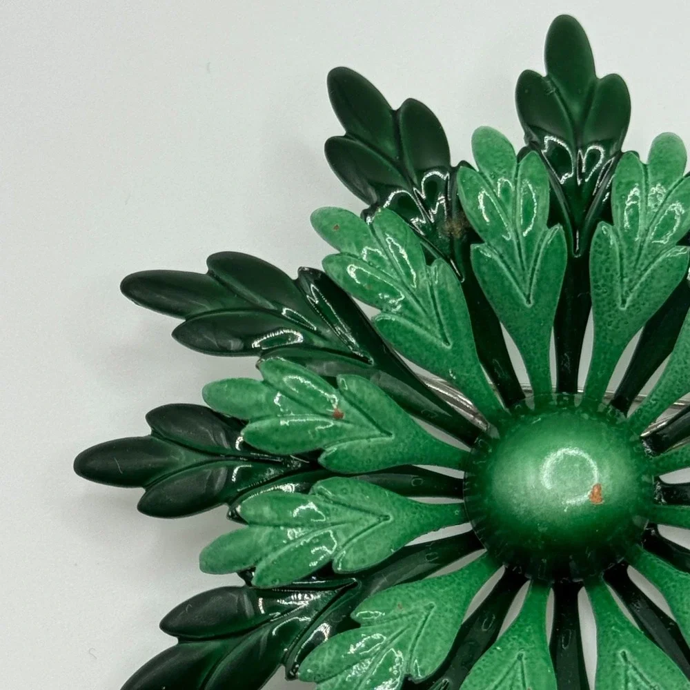 Vintage Enamel Flower Pin Green Retro Floral Brooch
