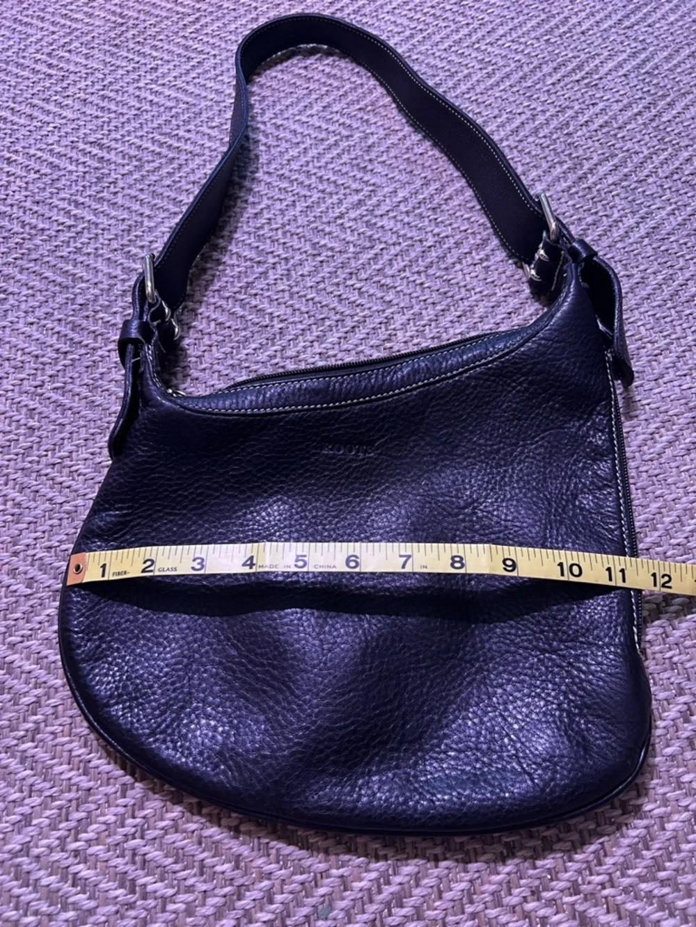 Roots canada black