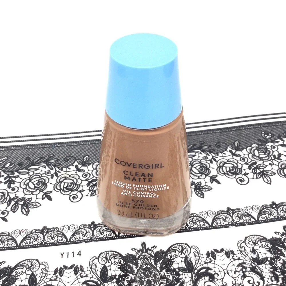 COVERGIRL formulated tones