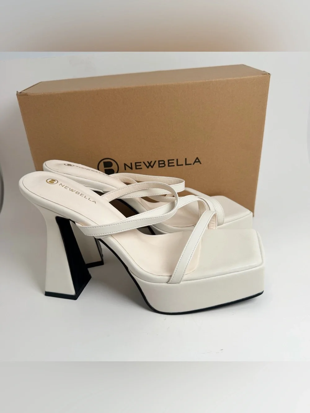 Newbella flared complements