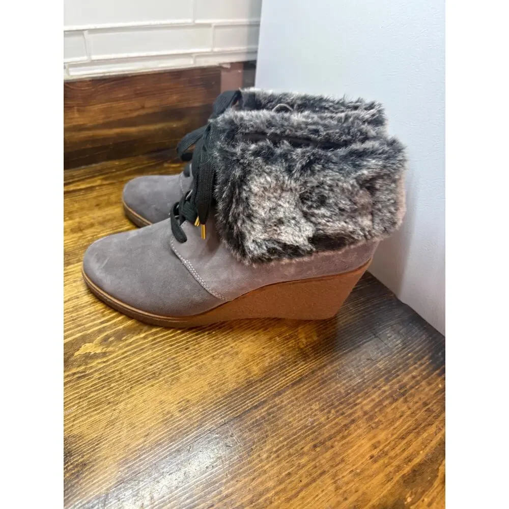 Cole Haan Gray Waterproof Fur Lined Wedges‎ Size 8