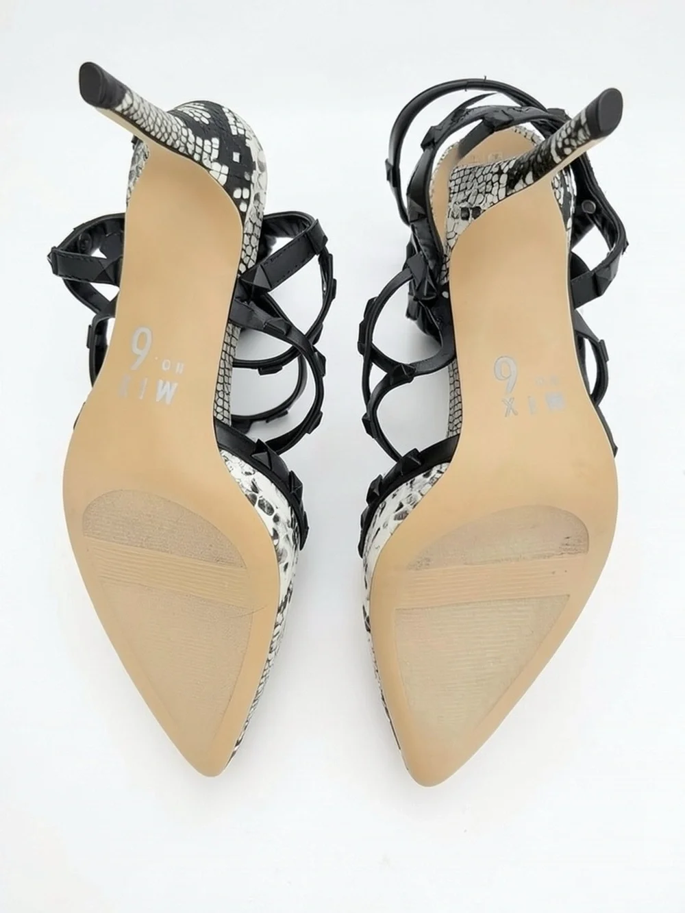 Mix No. 6 title mix