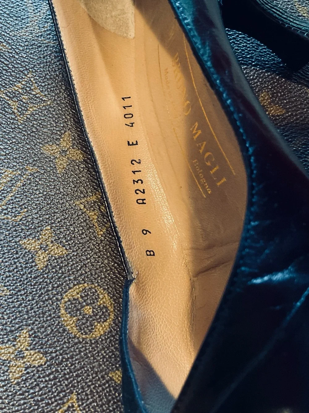 Bruno Magli classic bruno