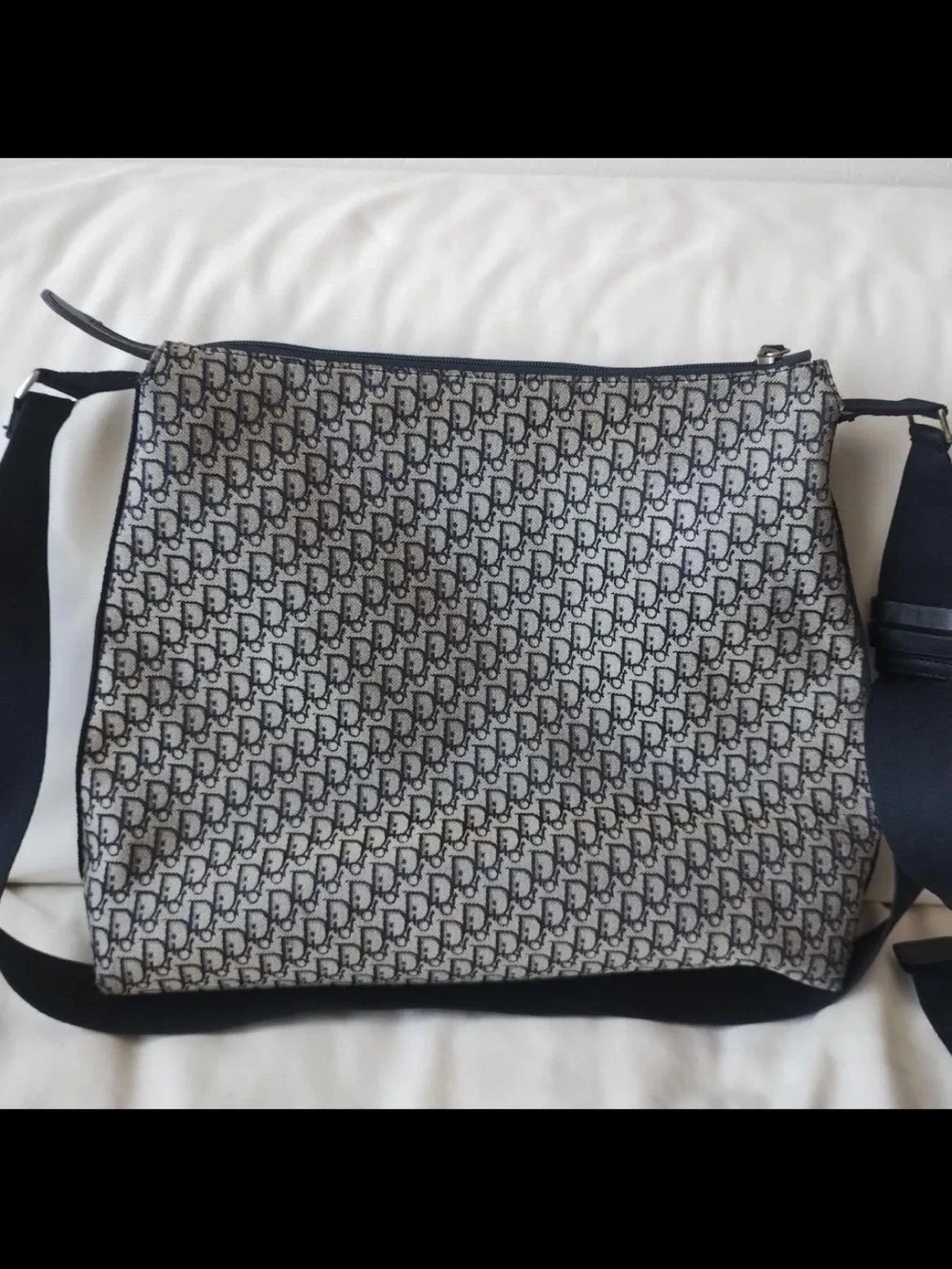 Dior messenger bag