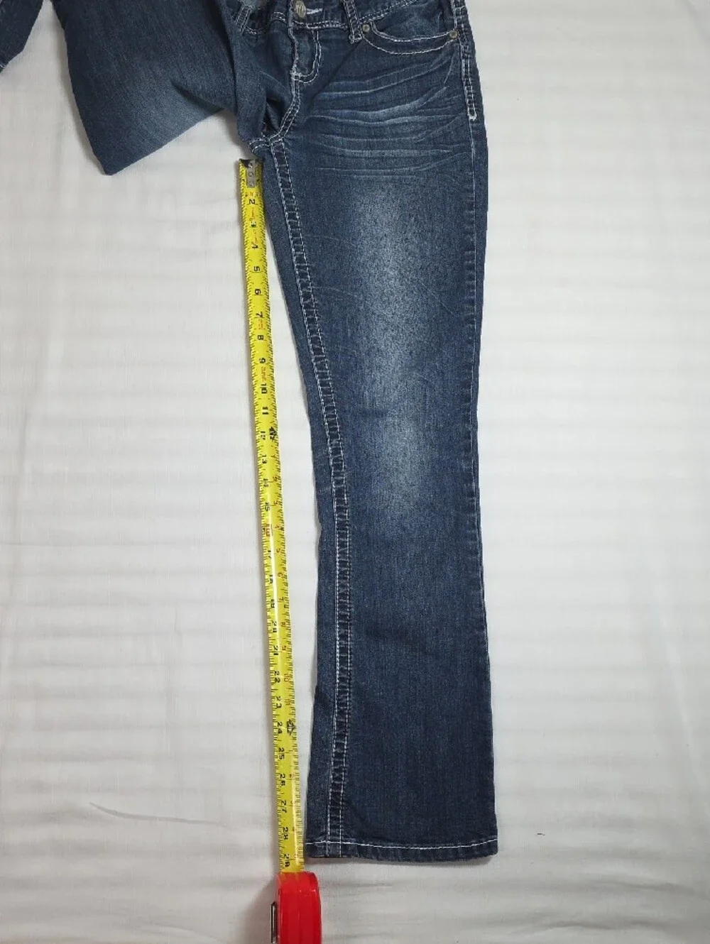 0792 Maurices Women's Dark Indigo Bootcut Jeans; 3/4 Short