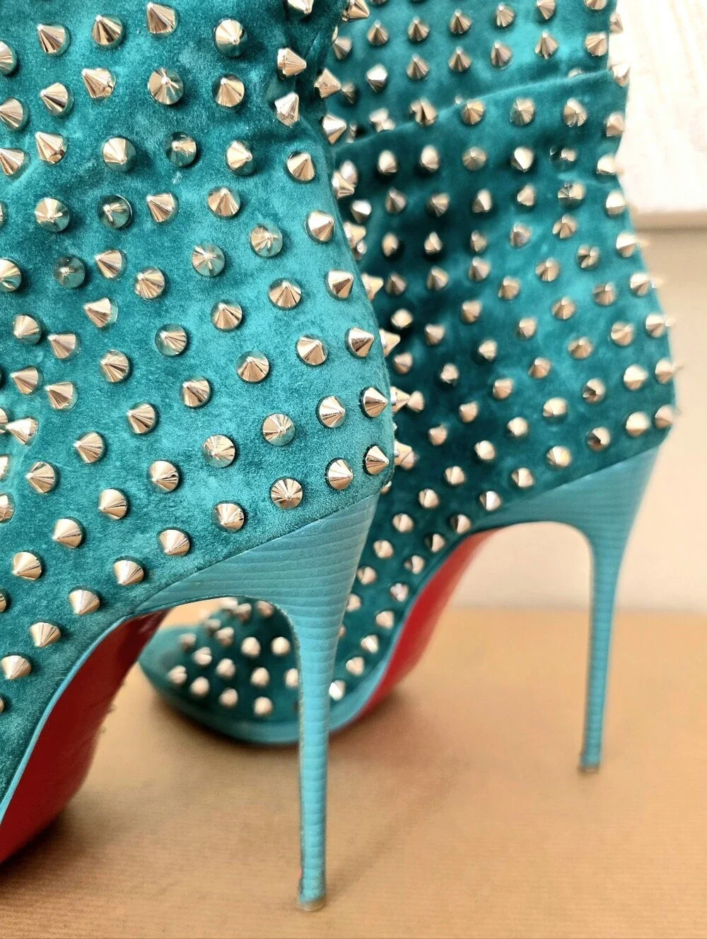 Christian Louboutin style rocker