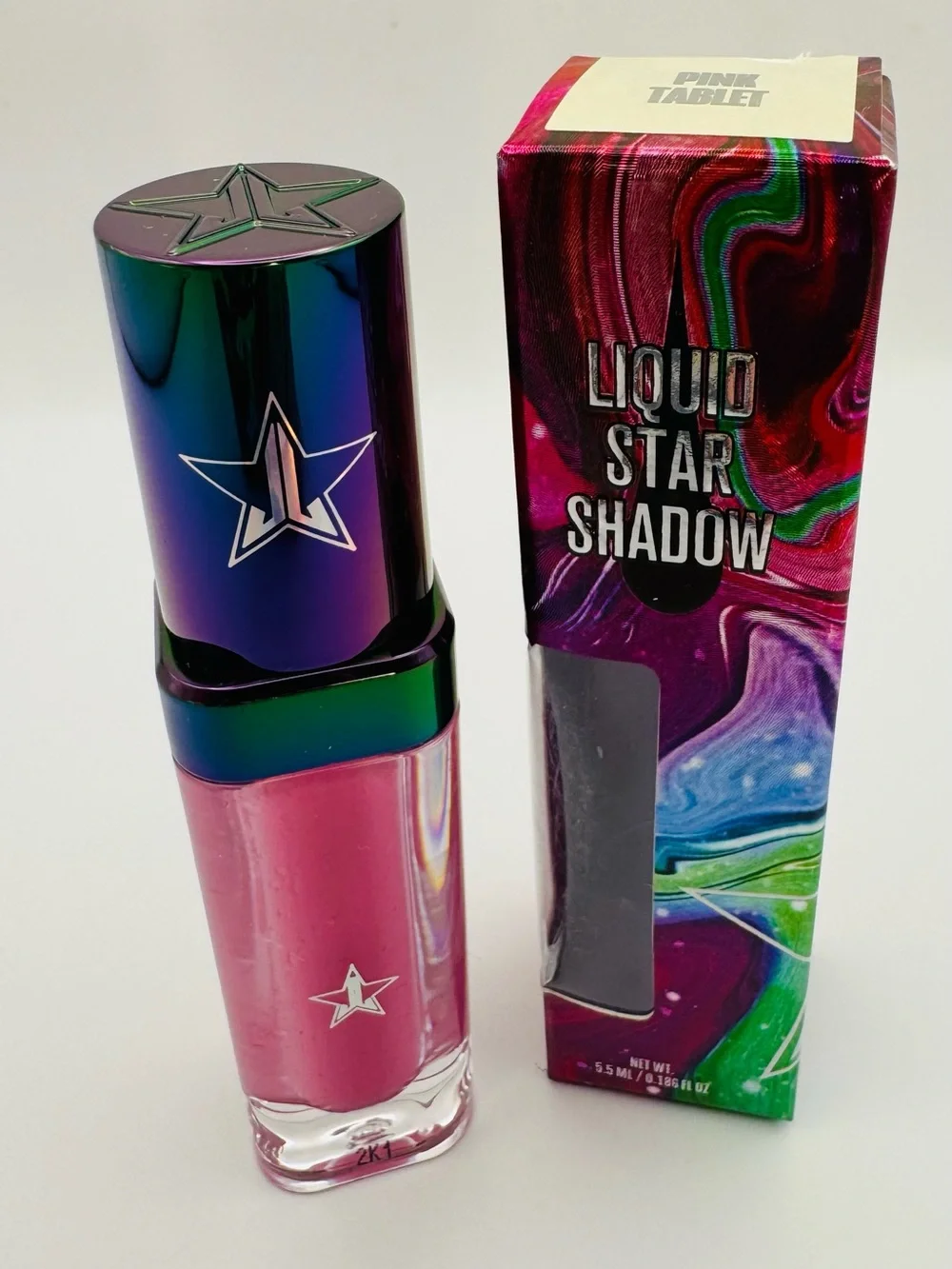 Jeffree Star Pink Tablet Liquid Eyeshadow - Matte Bubblegum Pink