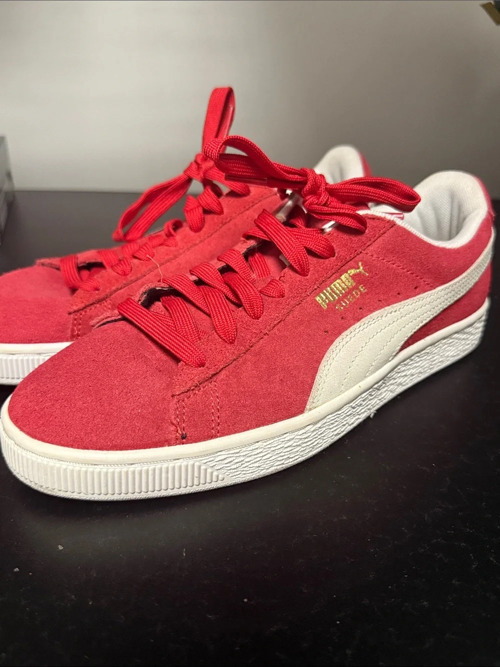 Puma Suede Men’s Sneakers Red Size 9
