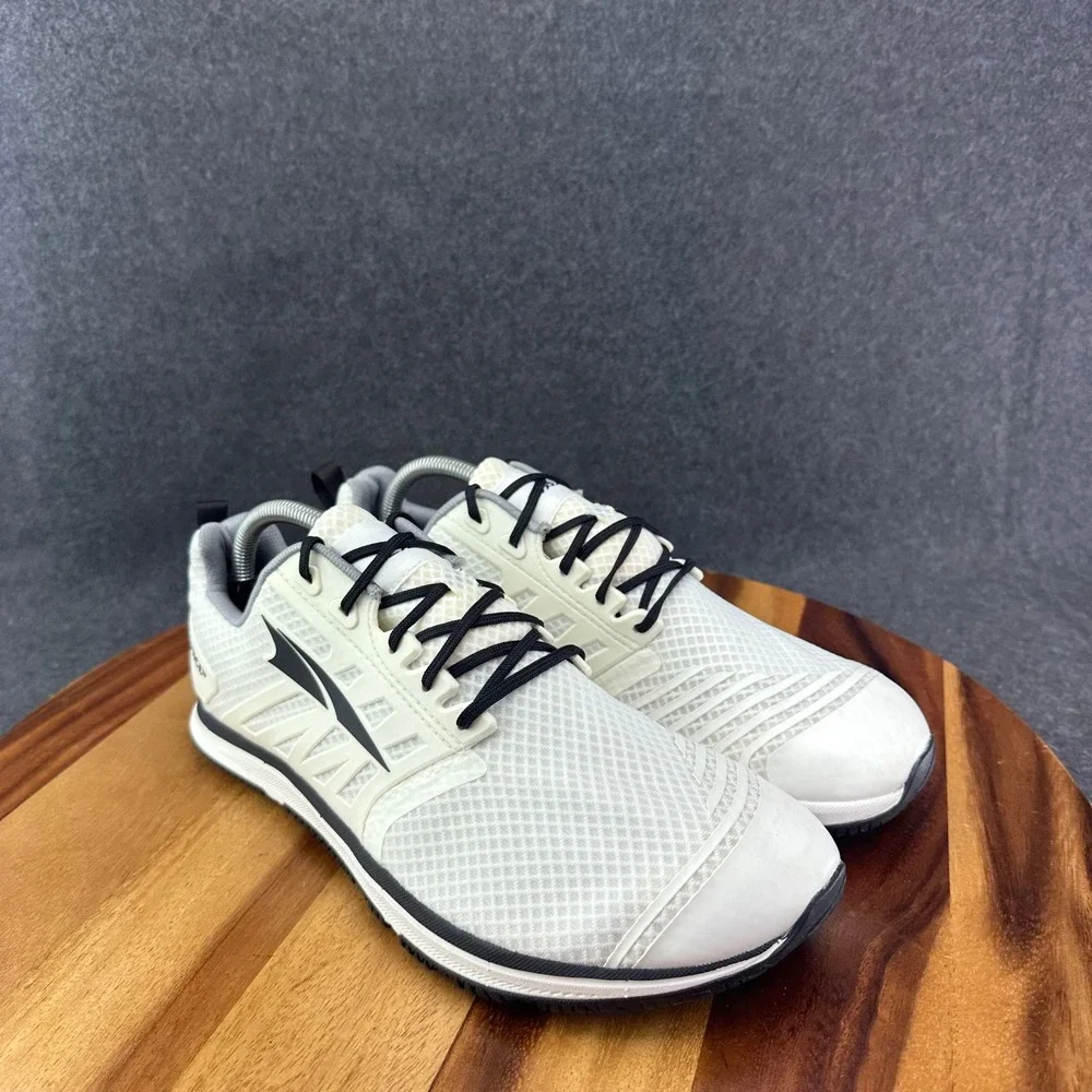 Altra carefully style upper
