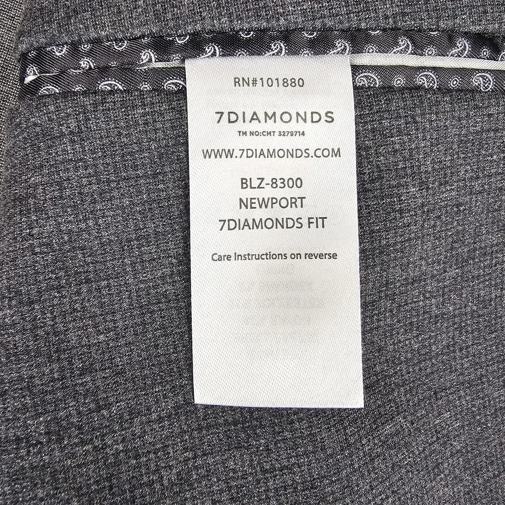 7 Diamonds excellent pre