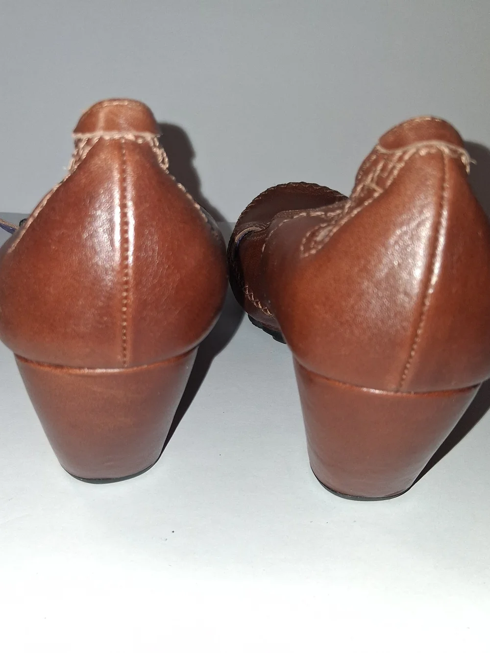 Indigo by Clarks Women's Brown Leather Heels, Like New, Womens Size 8.5 M