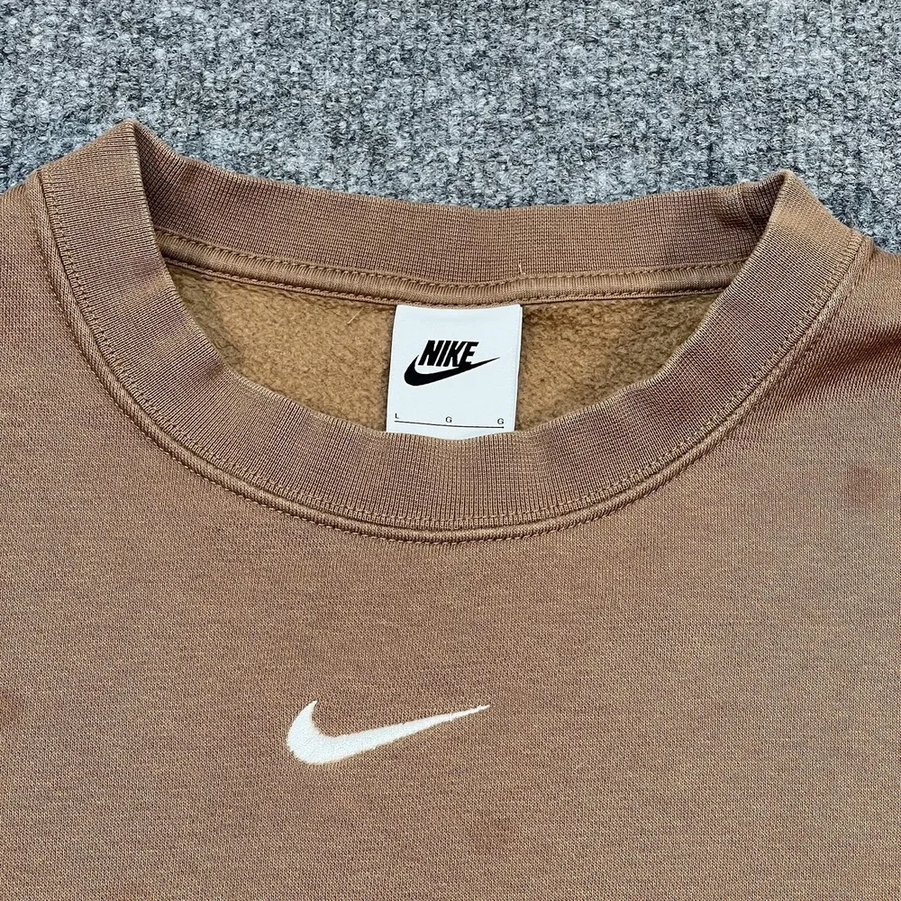 Nike sweatshirt womens