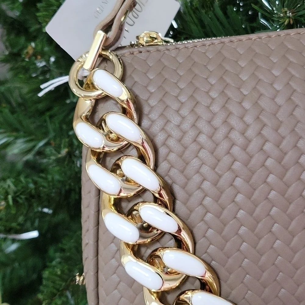Italian Leather FIORDALISO Chain Strap Top Handle Bag Baguette Woven Foam Green