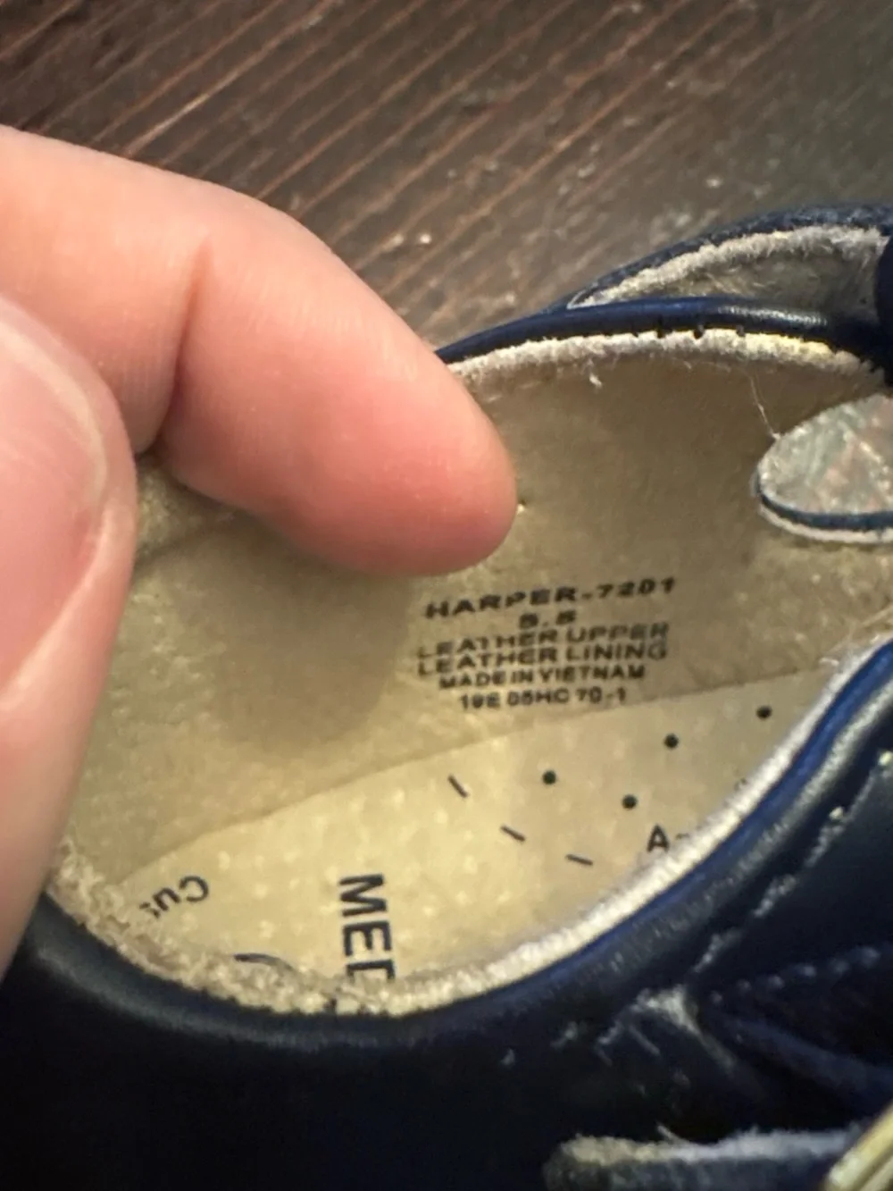FootMates size medium