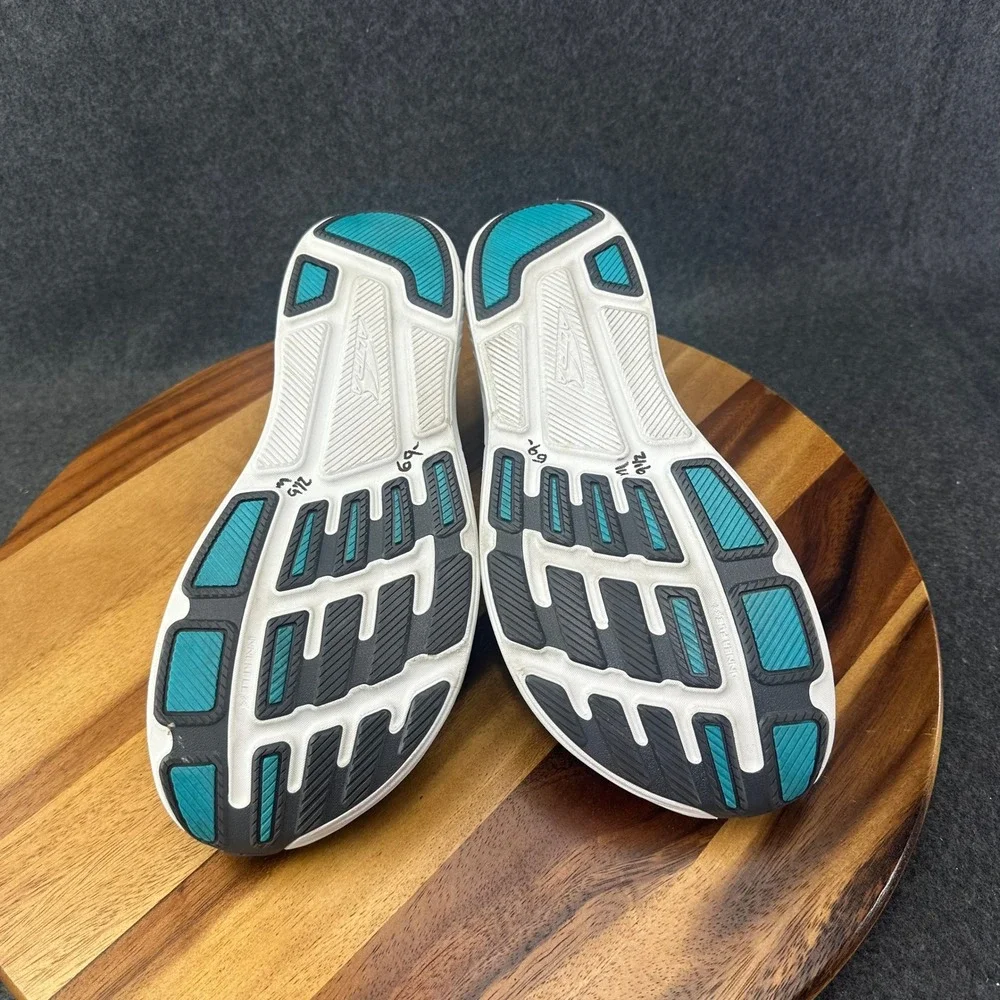 Altra escalante mens