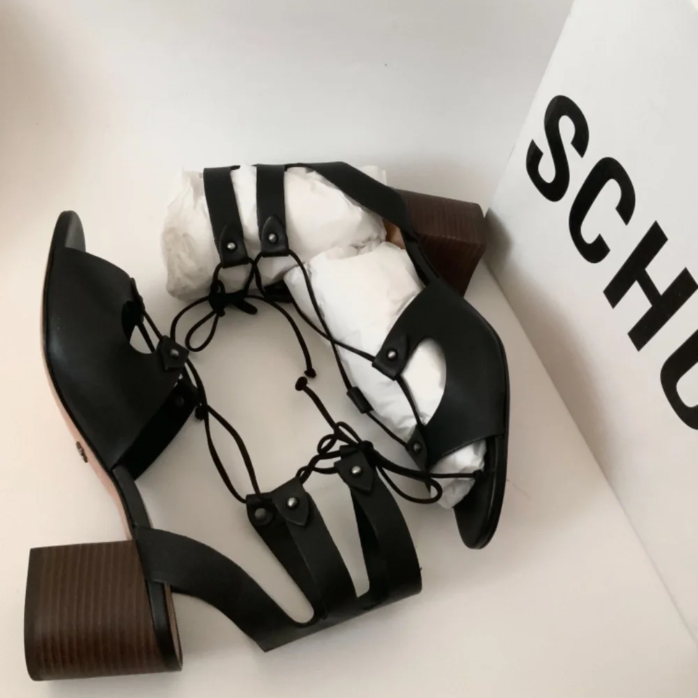 Schutz Monik Black Leather Gladiator Block Heel Sandal Open toe Ankle Strap Pump