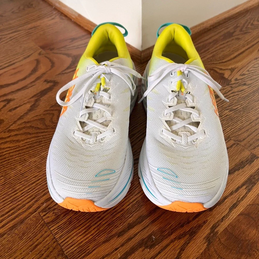 Hoka One One hoka bondi