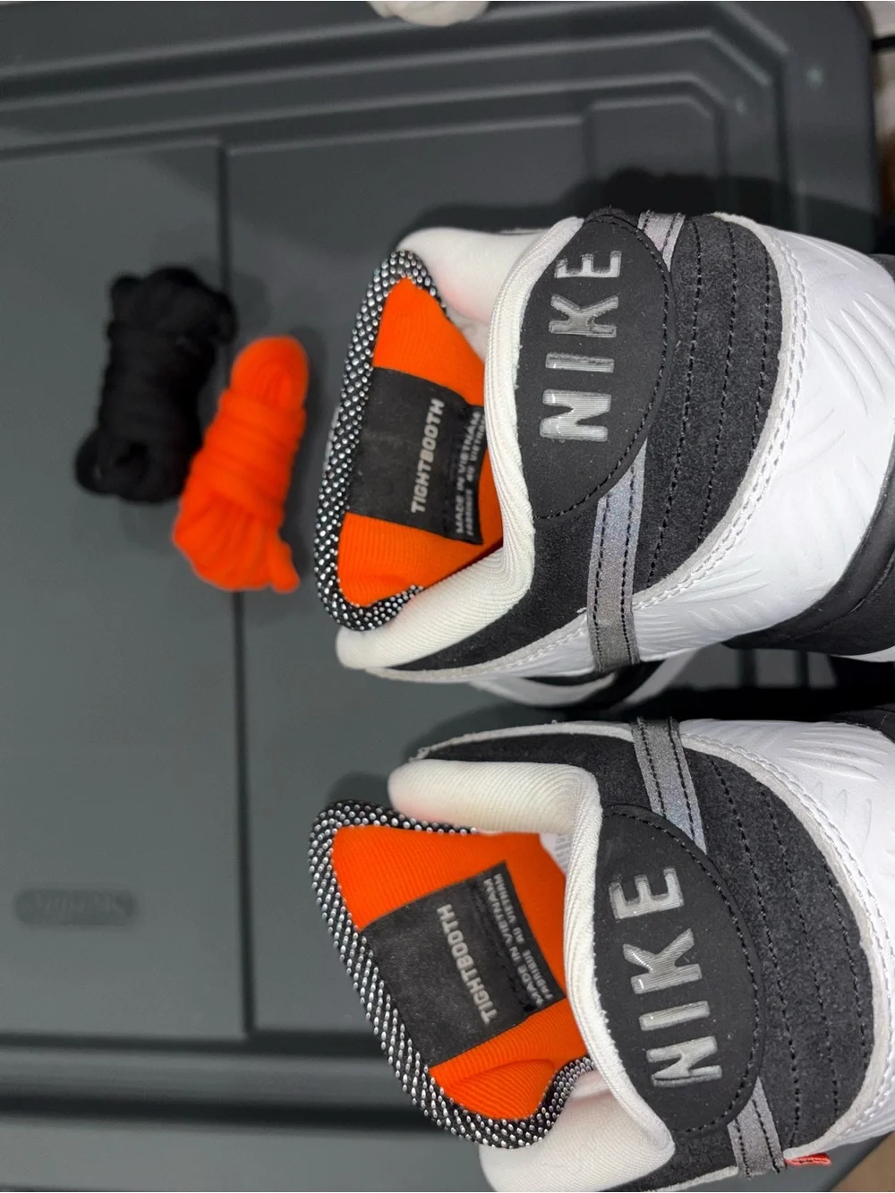 Nike low top