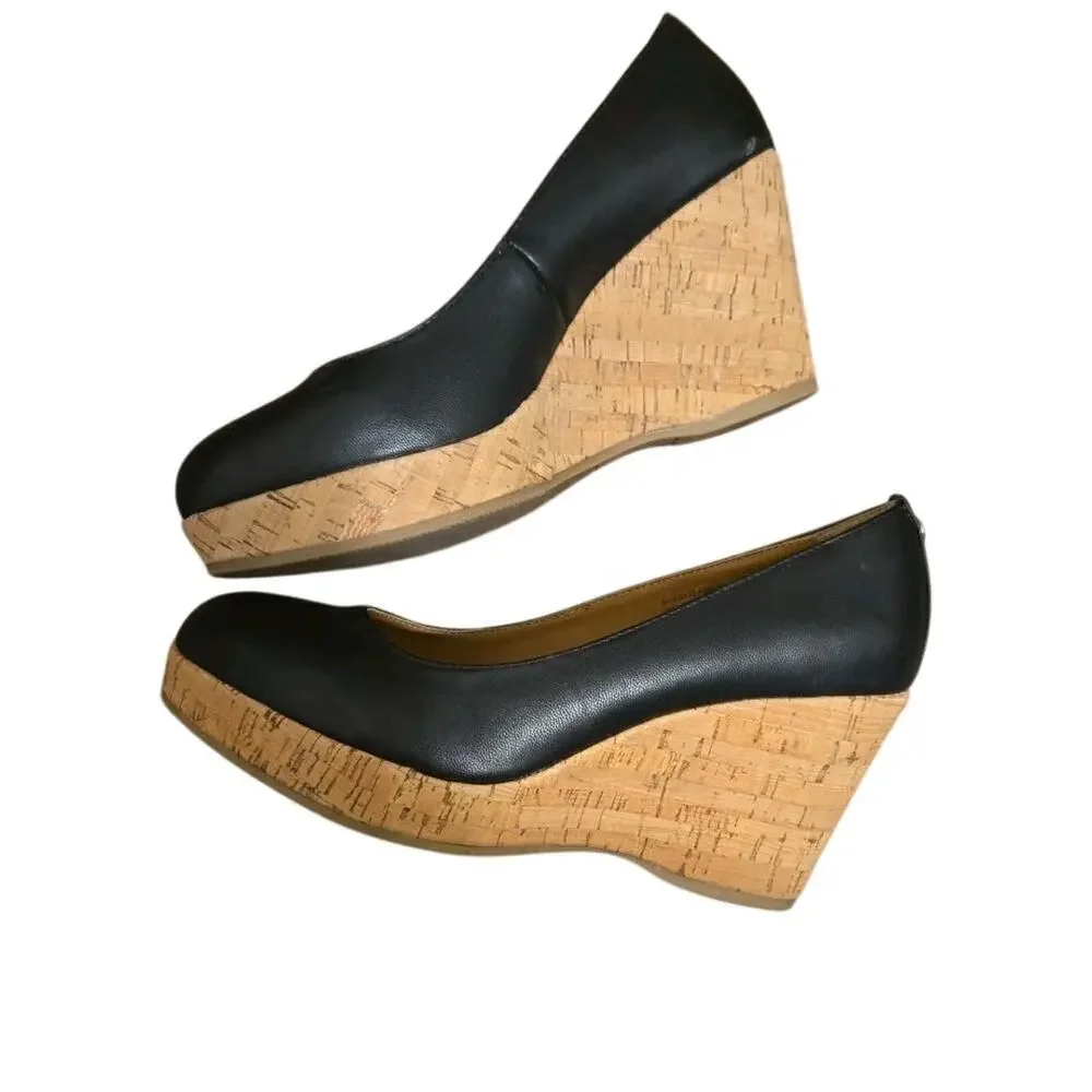G.H Bass Co Shoes Womens 7.5 M Bass-Karlie Black Slip On Wedge