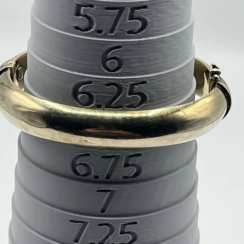 Unbranded bracelet has vermeil