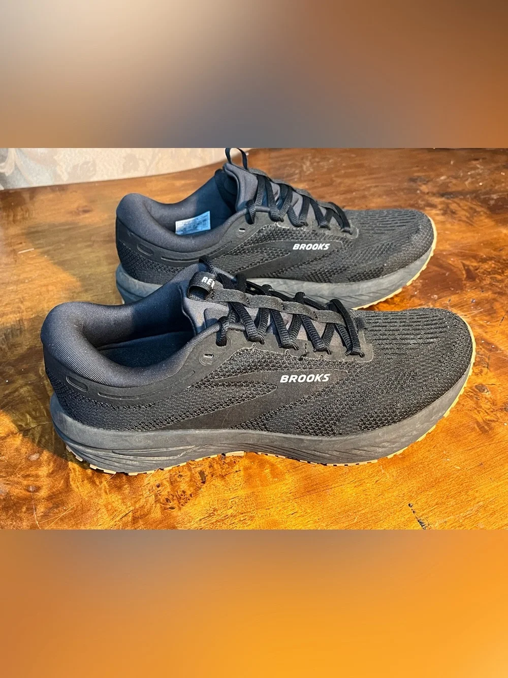 Brooks men revel