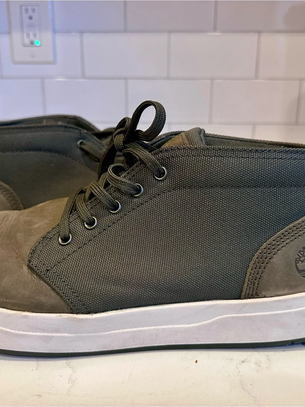 Timberland Men's Olive/Tan Leather Chukka Boots with White Sole