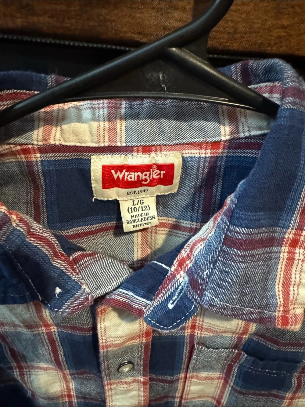 Wrangler Red, Blue & White Plaid Button-Down Shirt