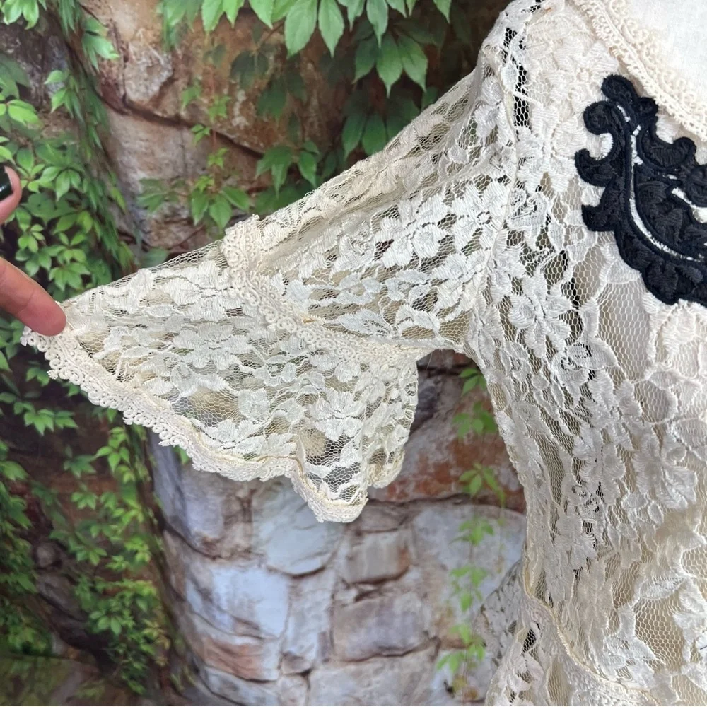 FREE PEOPLE Cottagecore Cream Peplum Blouse with Black Lace Ruffles, M
