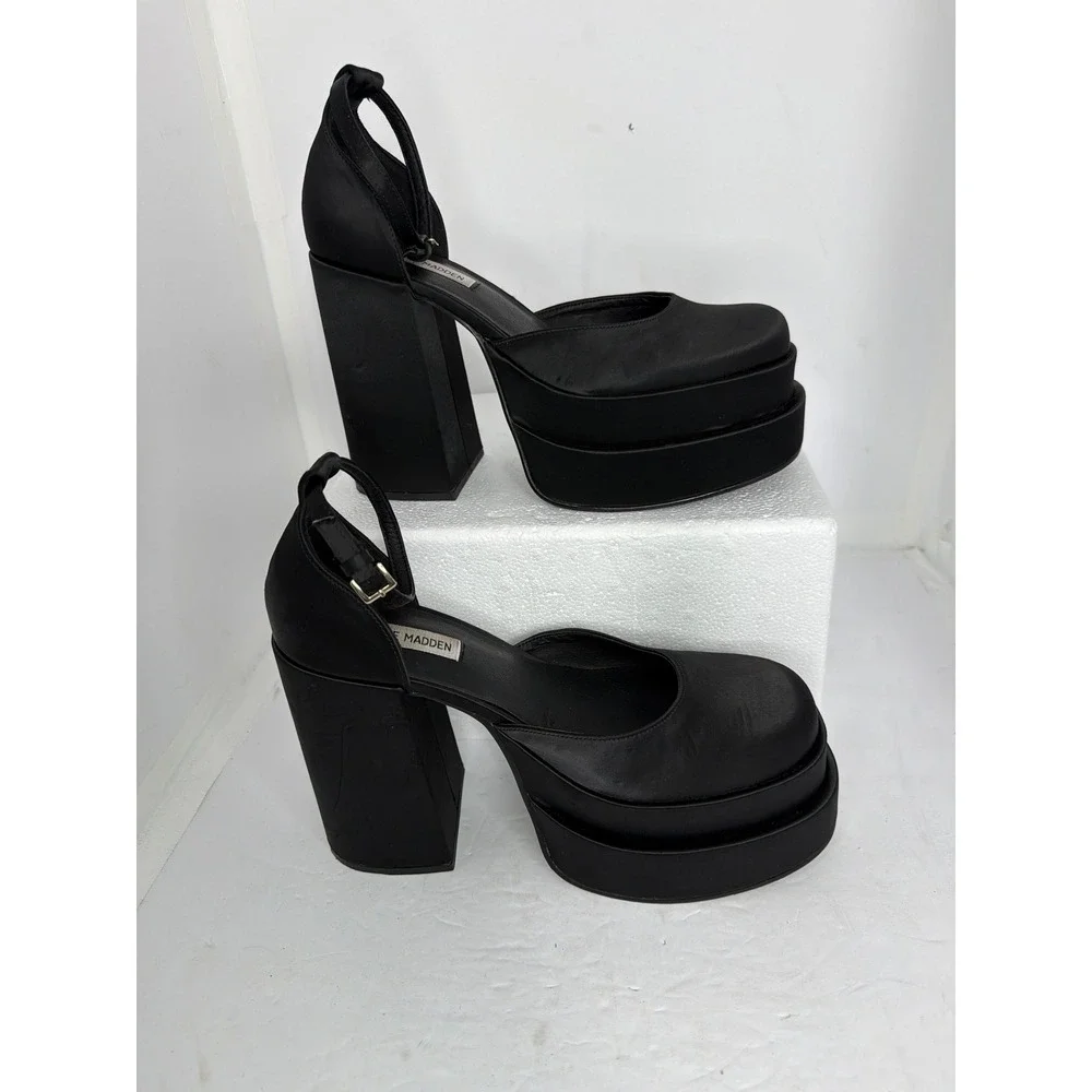 Steve Madden note these