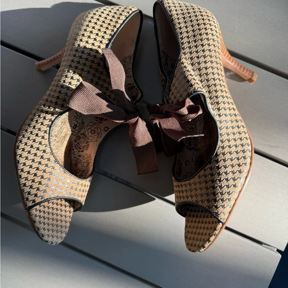 Ginger G chic footwear