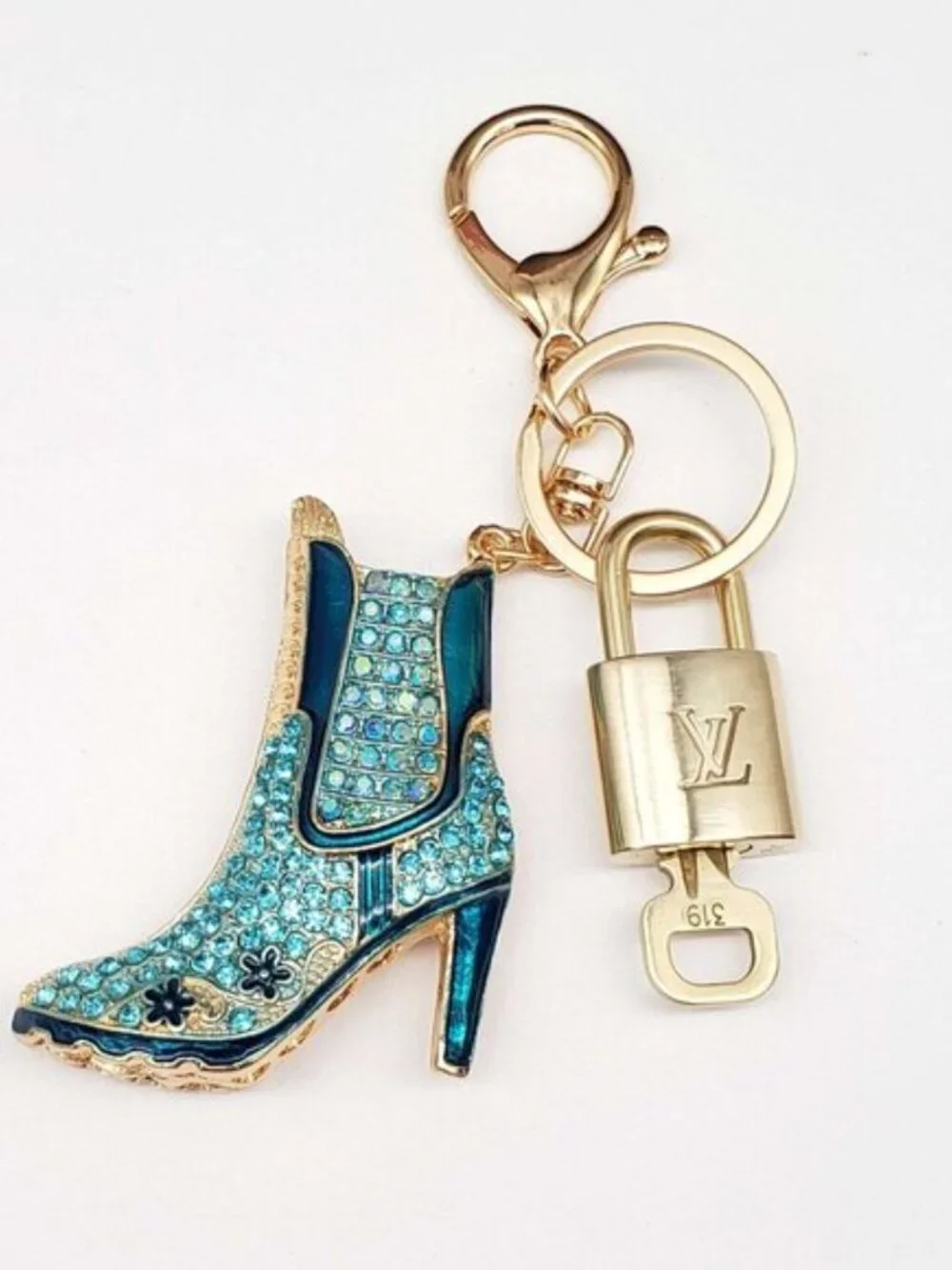 Louis Vuitton Authentic Gold Lock 🔒 Unbranded Shoe Keychain Charm for Bags