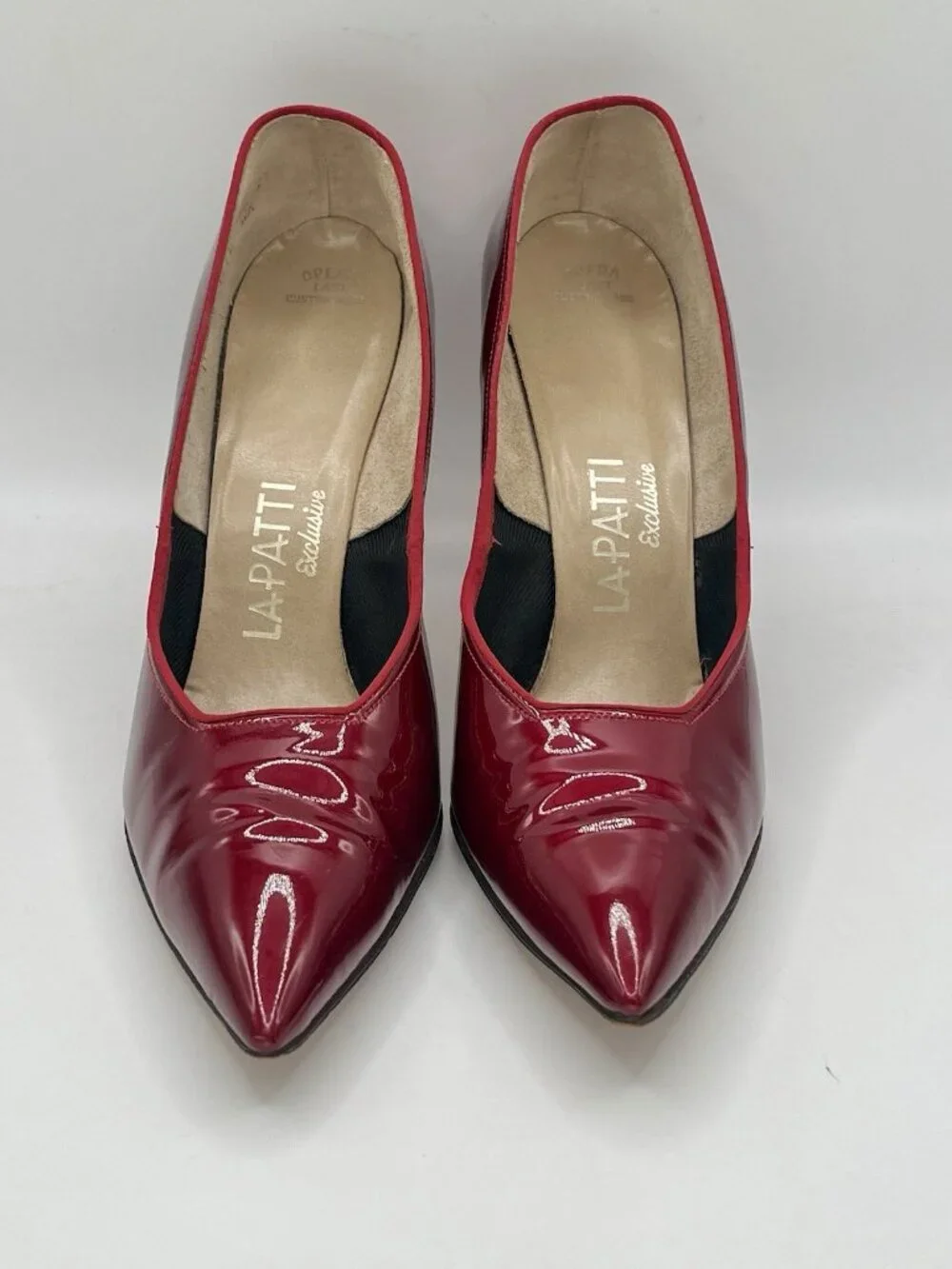 Vintage Red Vinyl Stiletto Heels La Patti Pointed Toe Glossy Size 8 Pinup Sexy