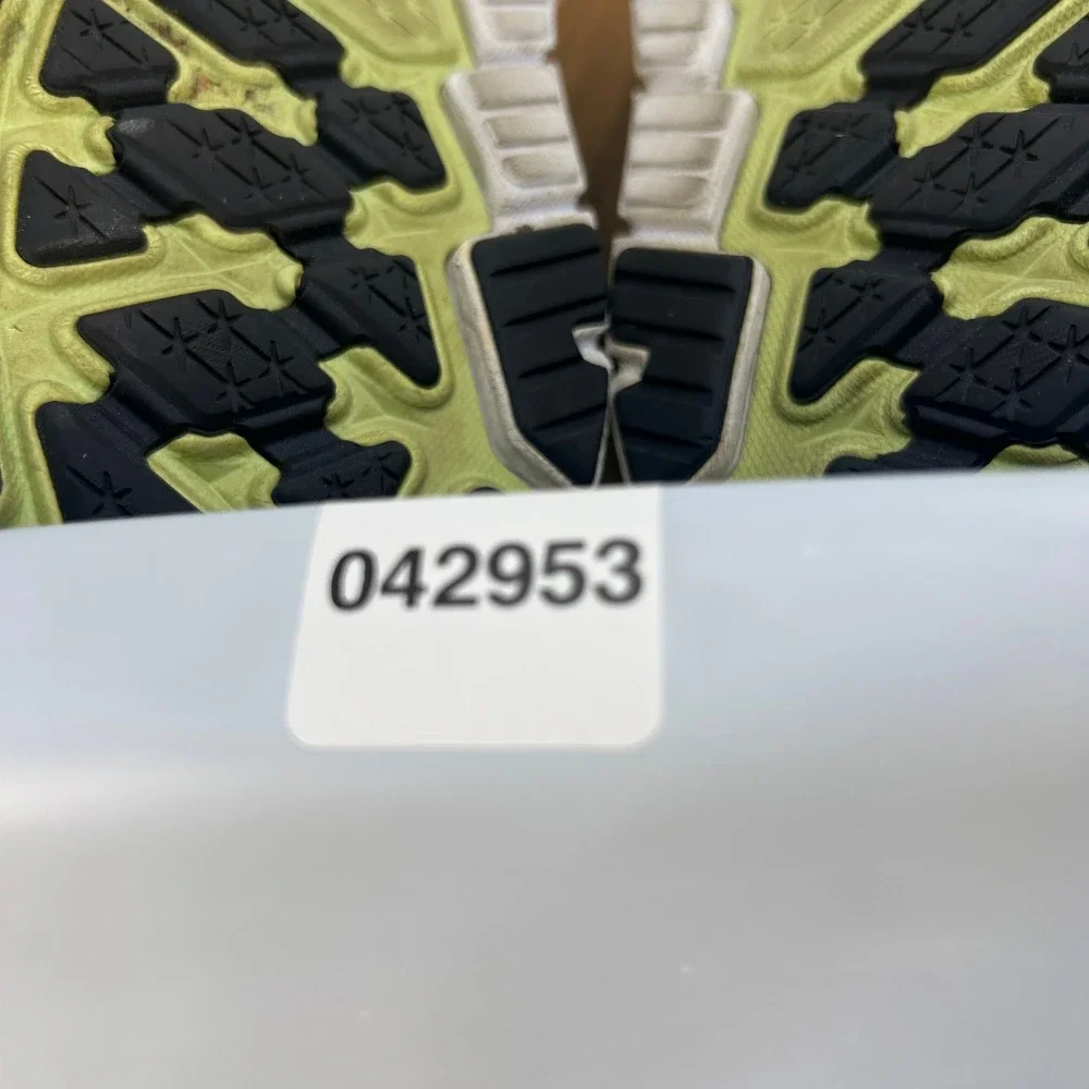 Hoka One One excellent used