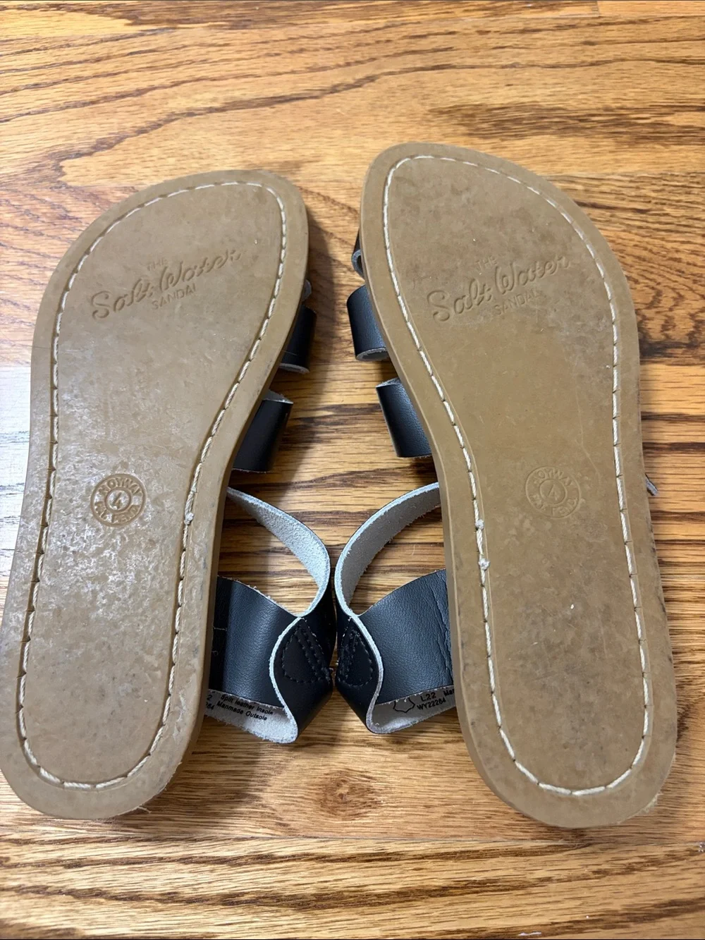 The saltwater sandal comfortable black